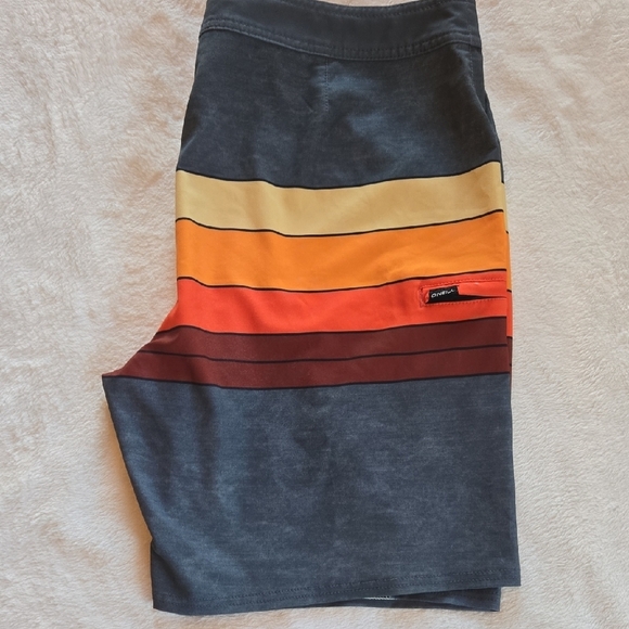 36" O'Neill HYPERFREAK Gray Orange Yellow Board Shorts w/ Retro Stripes On Trend - Picture 7 of 7